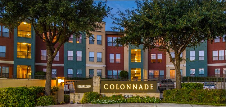 Broadstone Colonnade Apartments